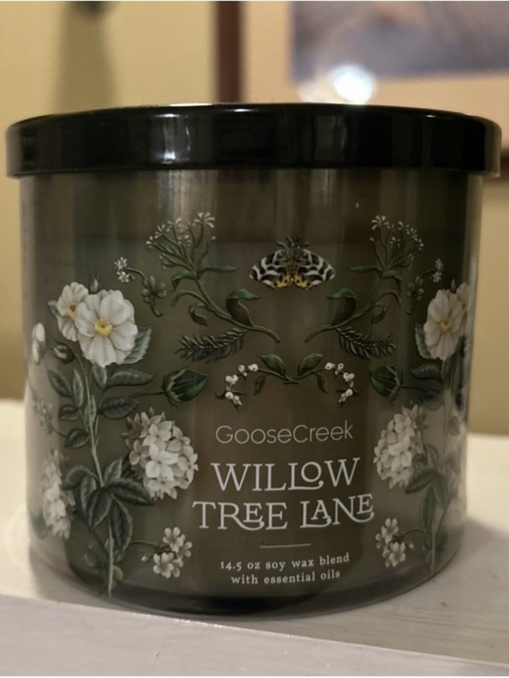 Goose Creek Willow Tree Lane Scented Candle - Olive Green